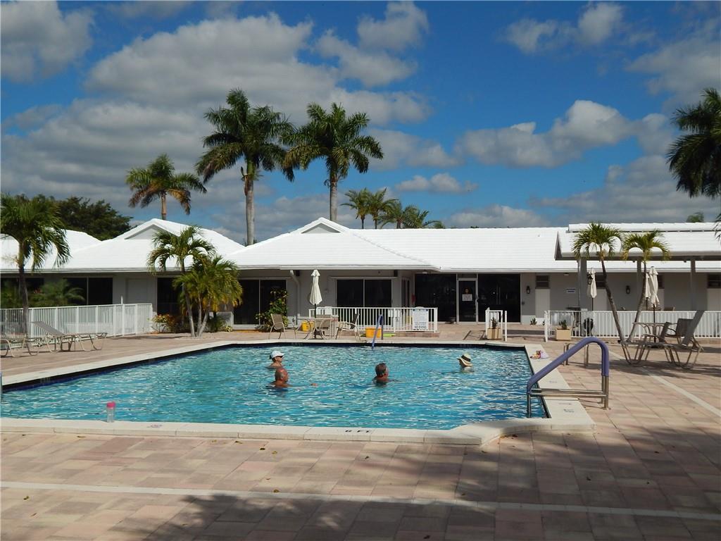 Boca Lakes - Residential