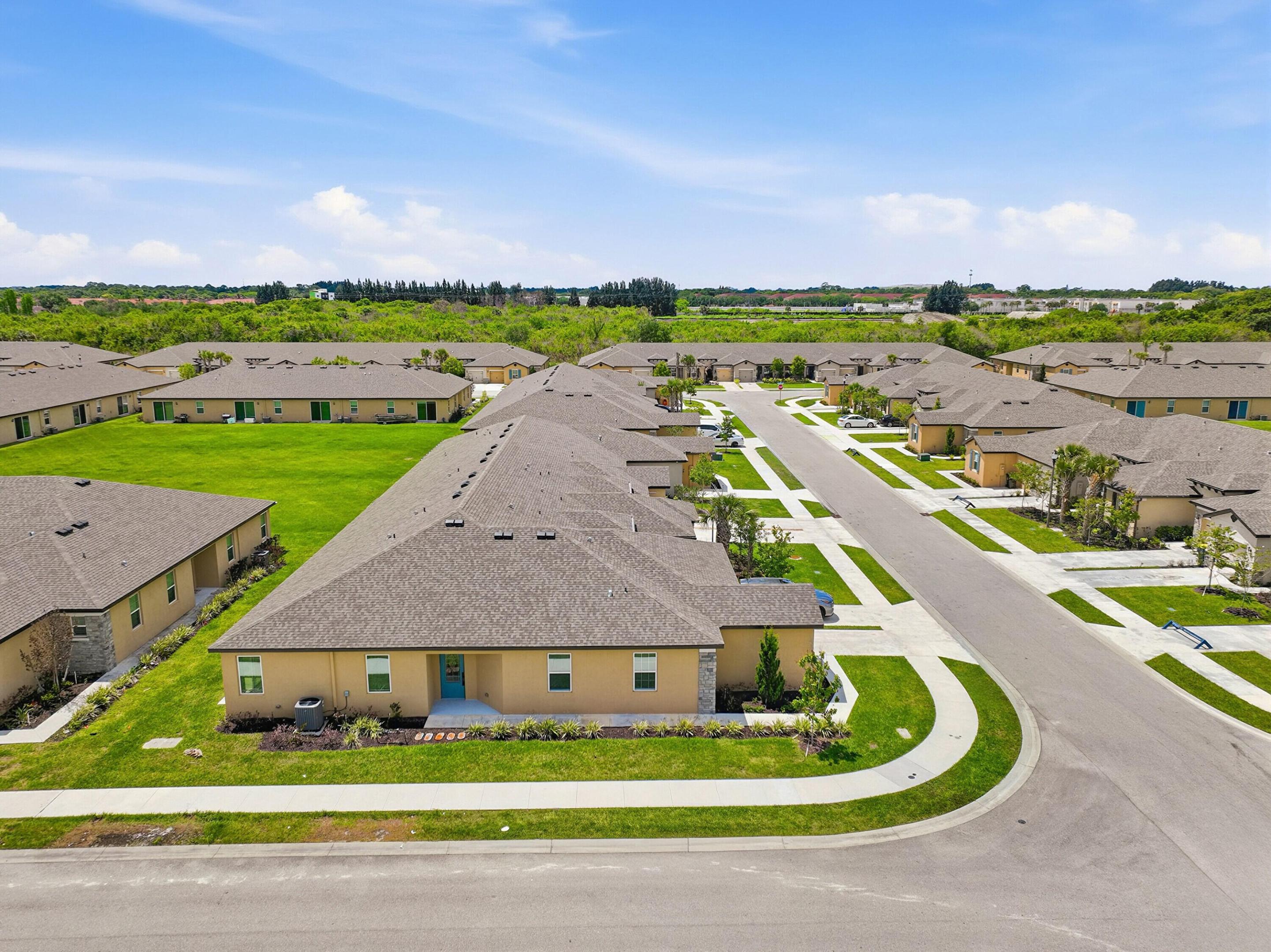CELEBRATION POINTE - Residential
