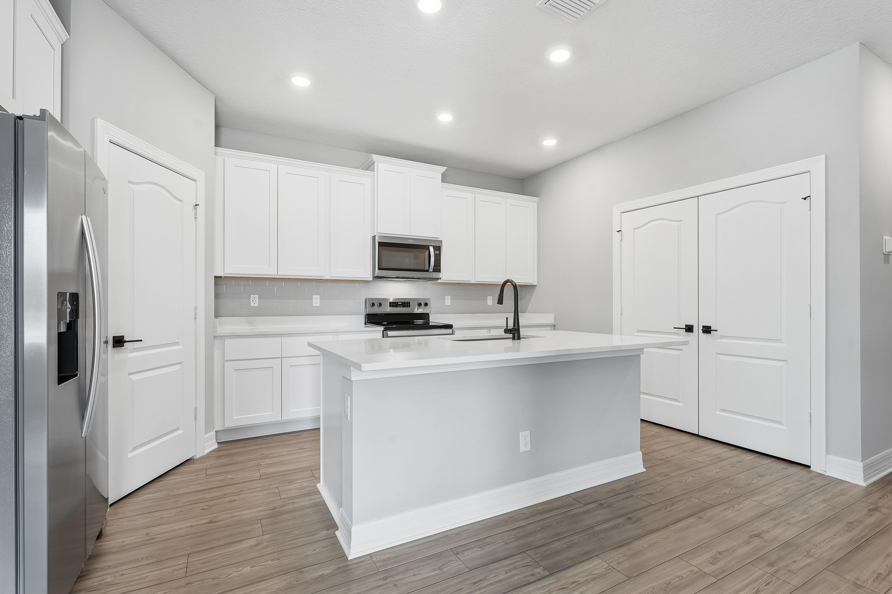 CELEBRATION POINTE - Residential