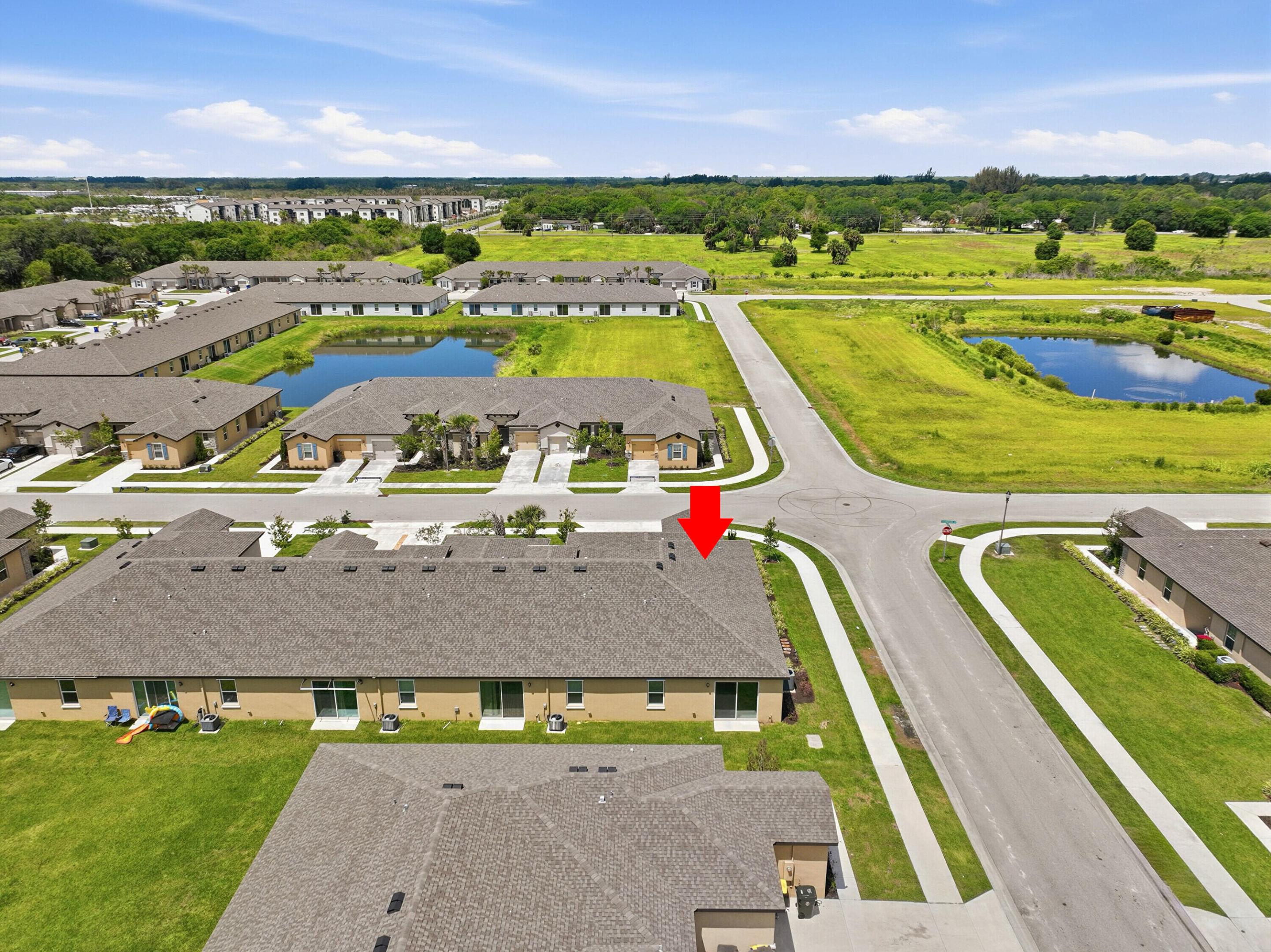 CELEBRATION POINTE - Residential