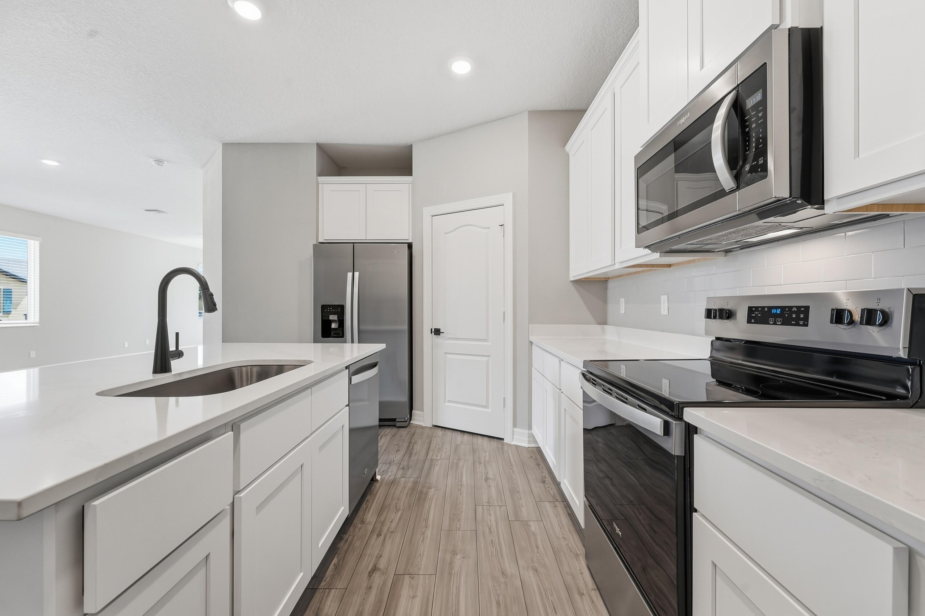 CELEBRATION POINTE - Residential
