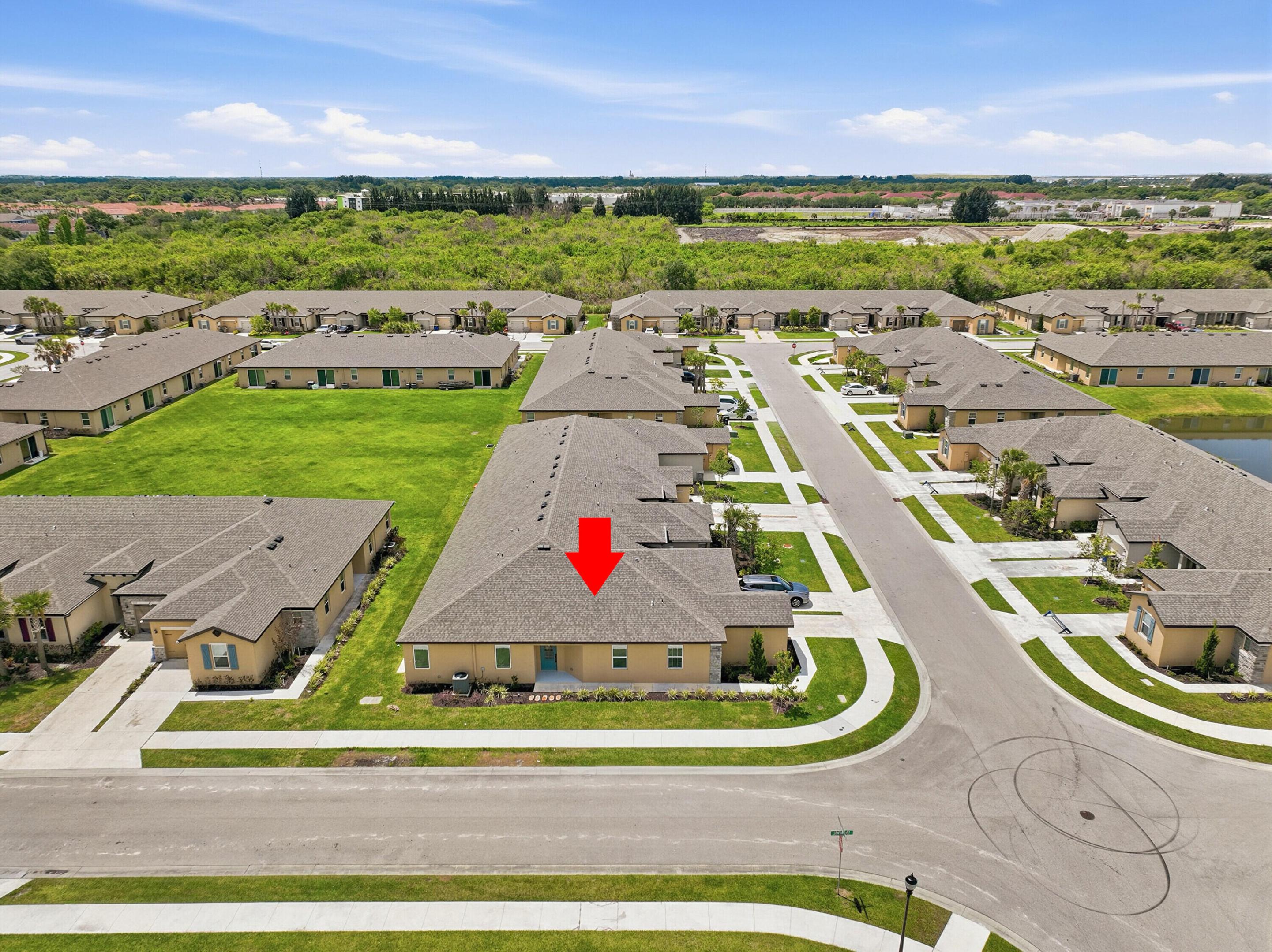 CELEBRATION POINTE - Residential
