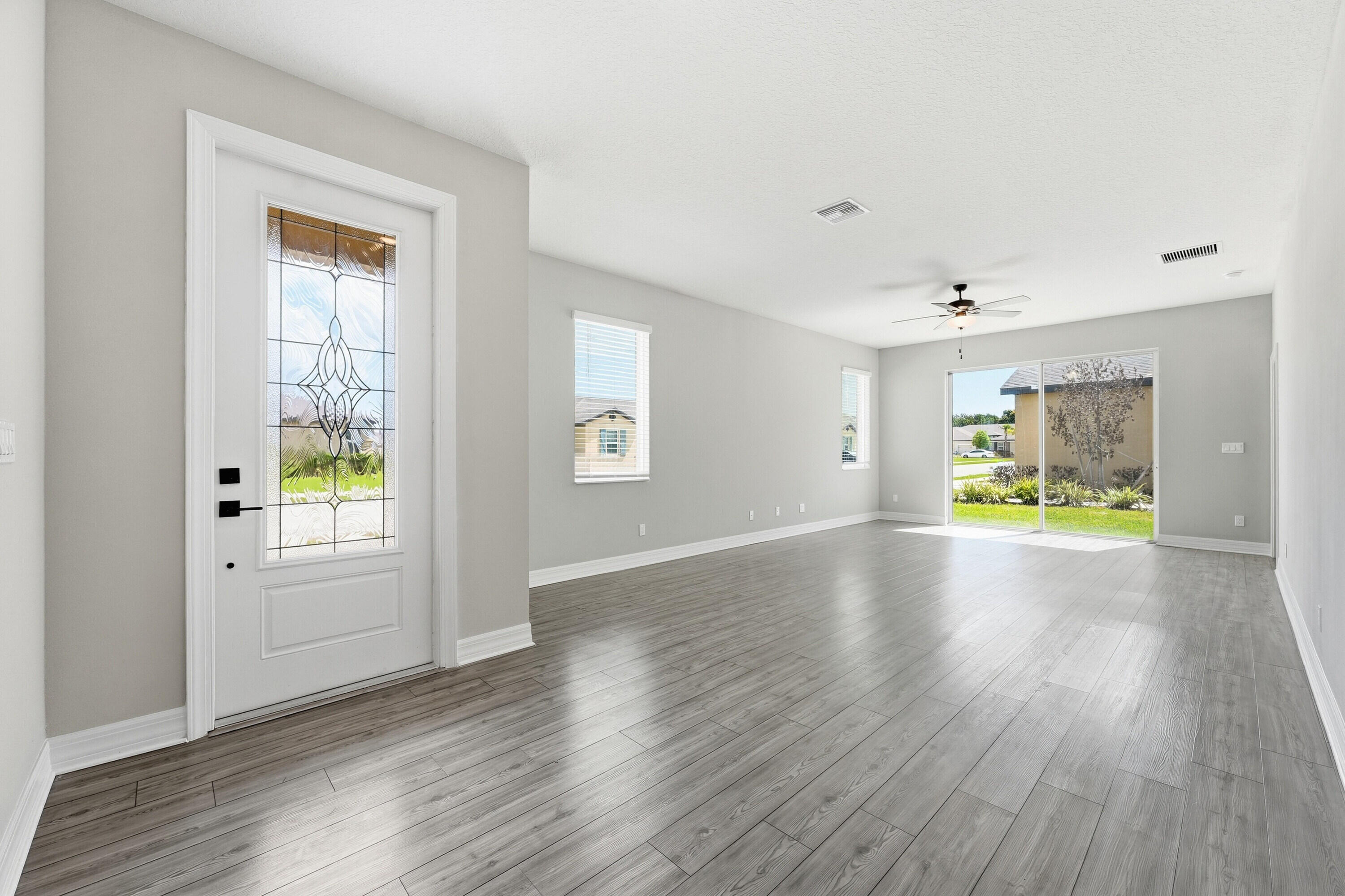 CELEBRATION POINTE - Residential