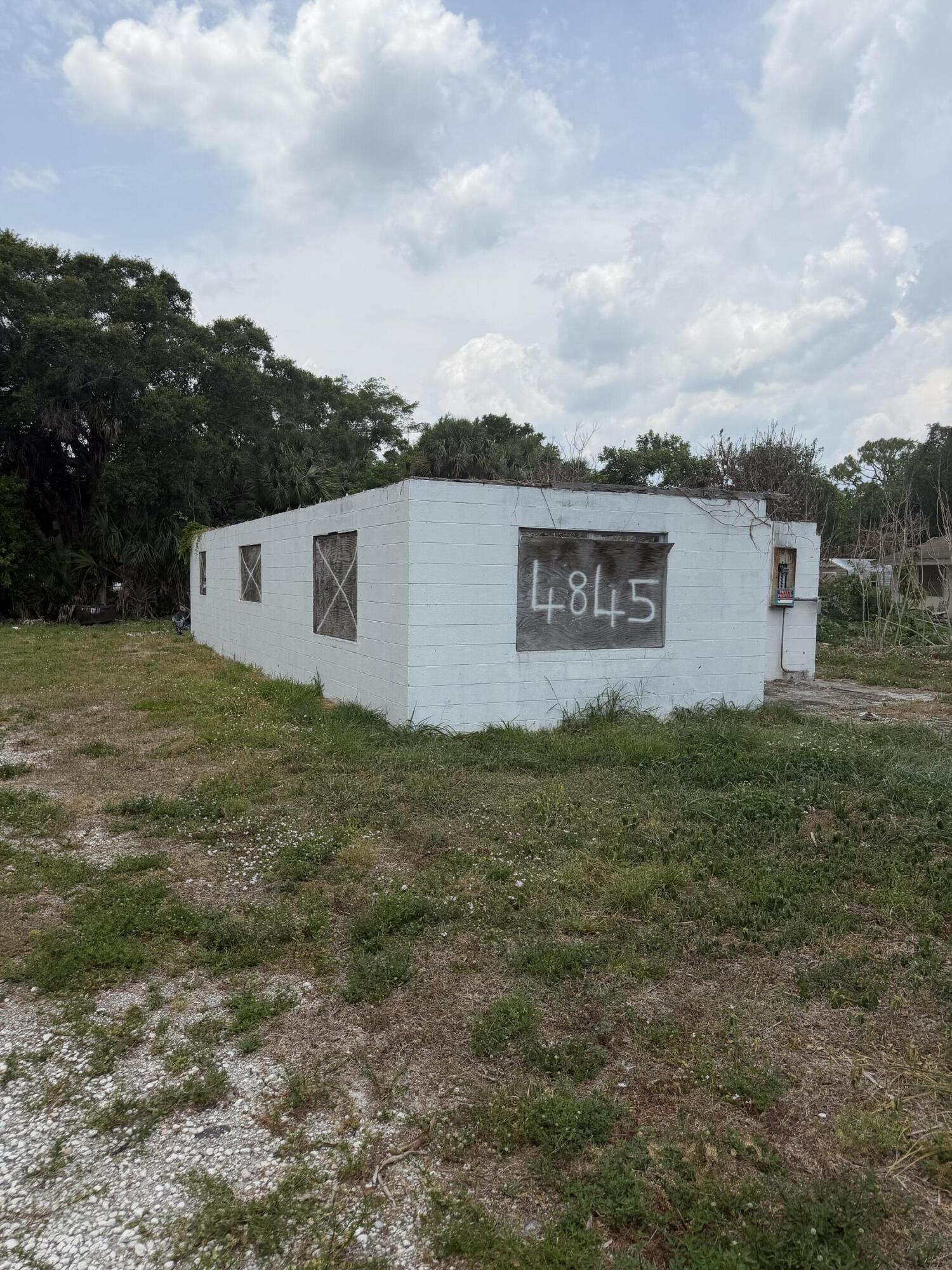 SMITH PLAZA - Residential