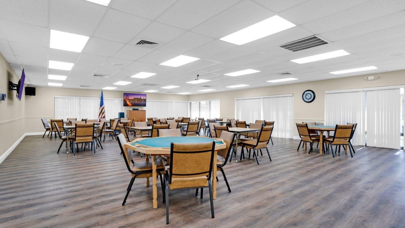 Sunrise Lakes  119 condo - Residential