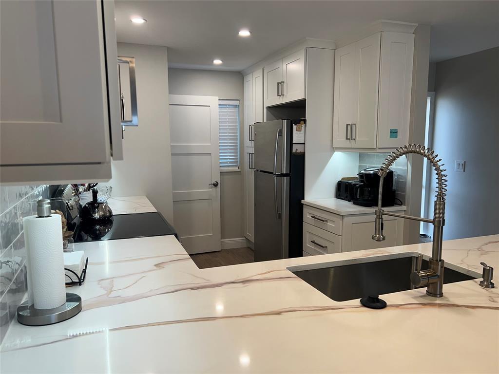 Hillsboro Cove Condo - Residential Lease
