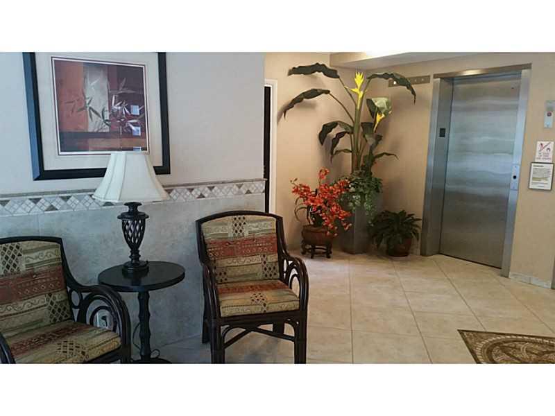 PALM AIRE - Residential