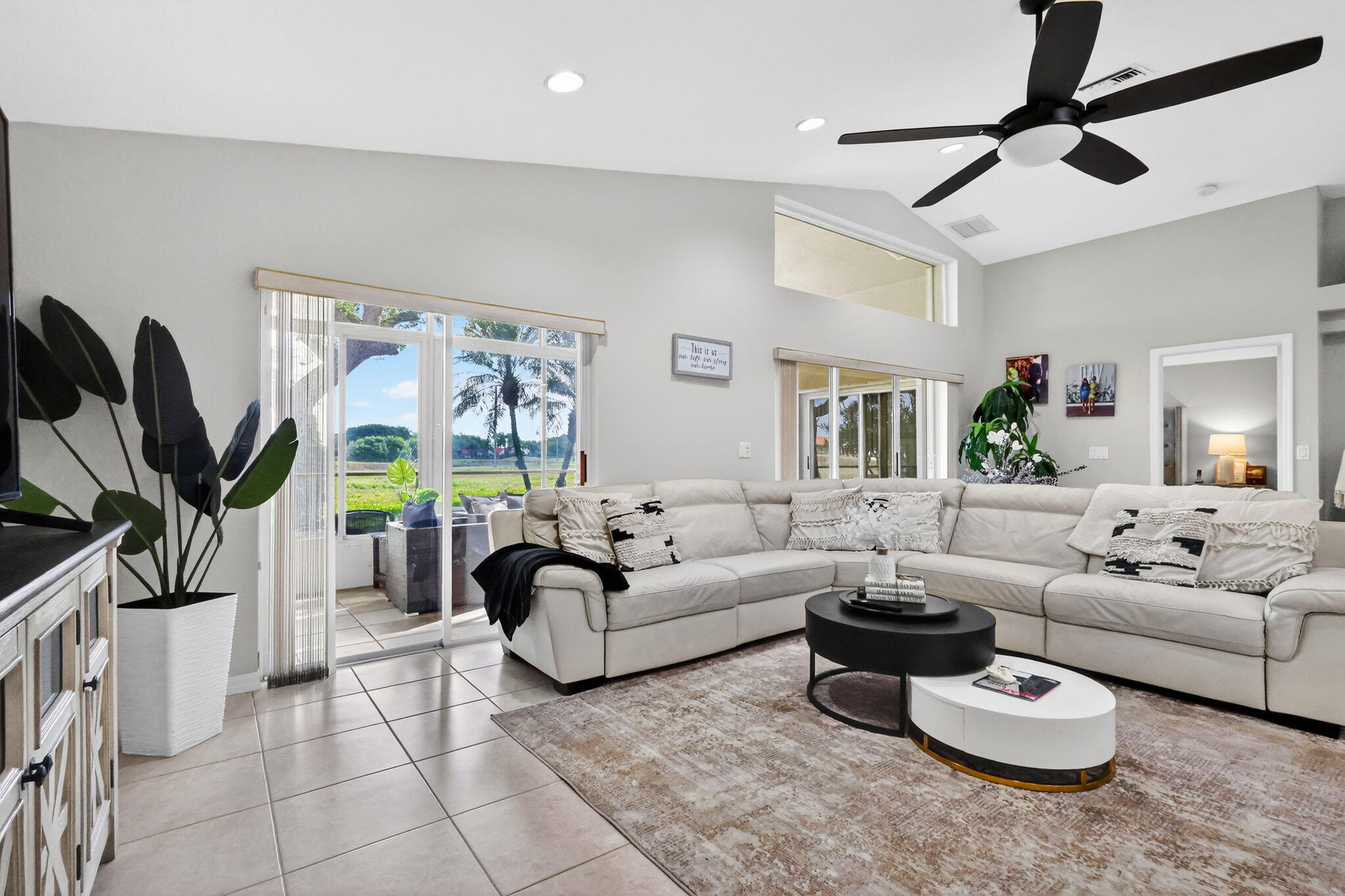 PIPERS GLEN PODS F AND H - Residential