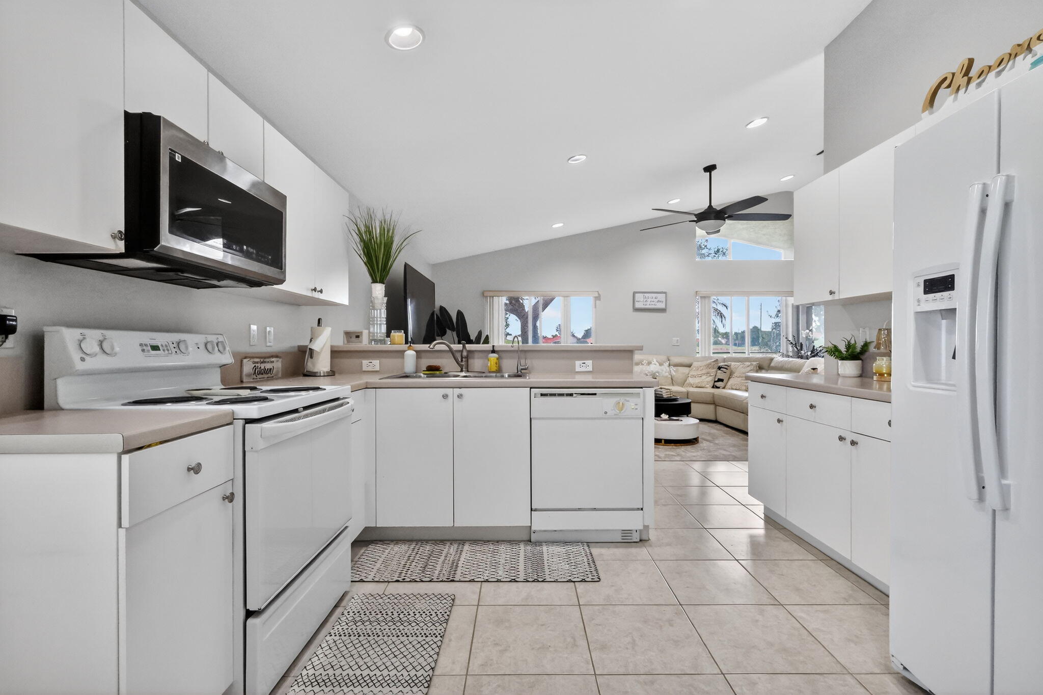 PIPERS GLEN PODS F AND H - Residential