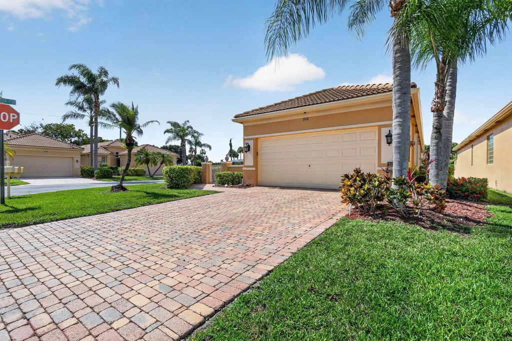 Photo of 7116 Cataluna Circle, Delray Beach, FL 33446 (MLS # B26028878)