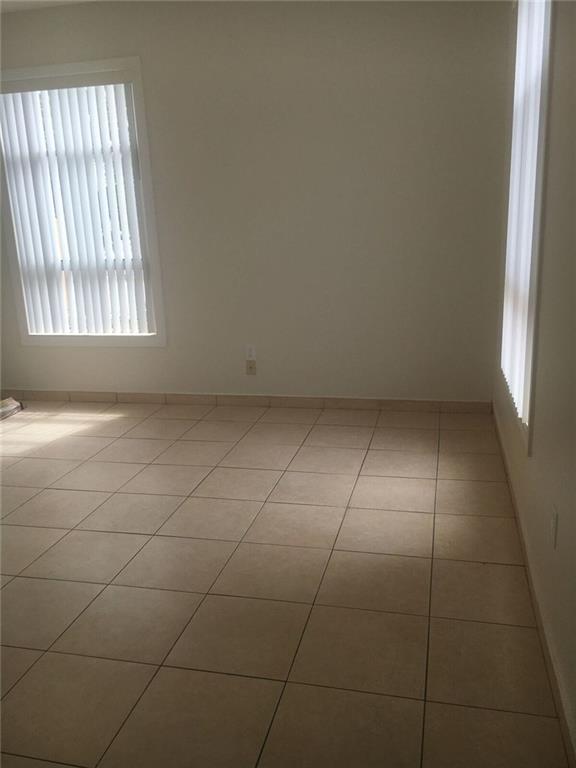 Royal Palms Condo - Residential Lease