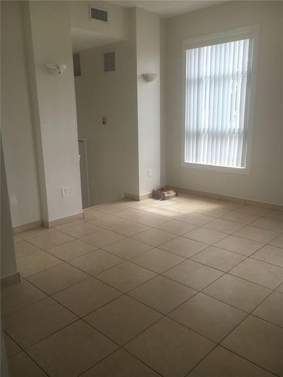 Royal Palms Condo - Residential Lease