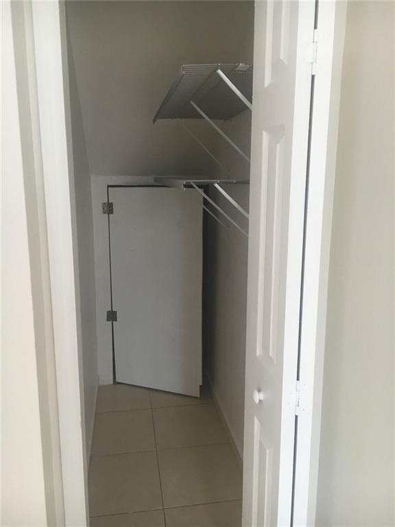 Royal Palms Condo - Residential Lease