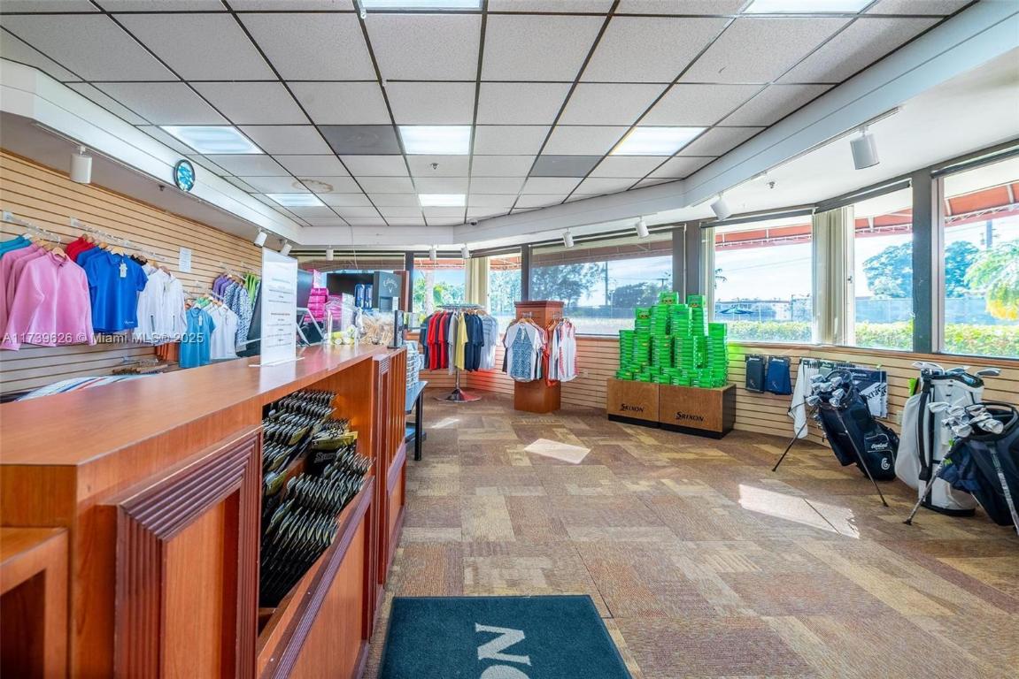 HOLLYBROOK GOLF AND Tennis - Residential