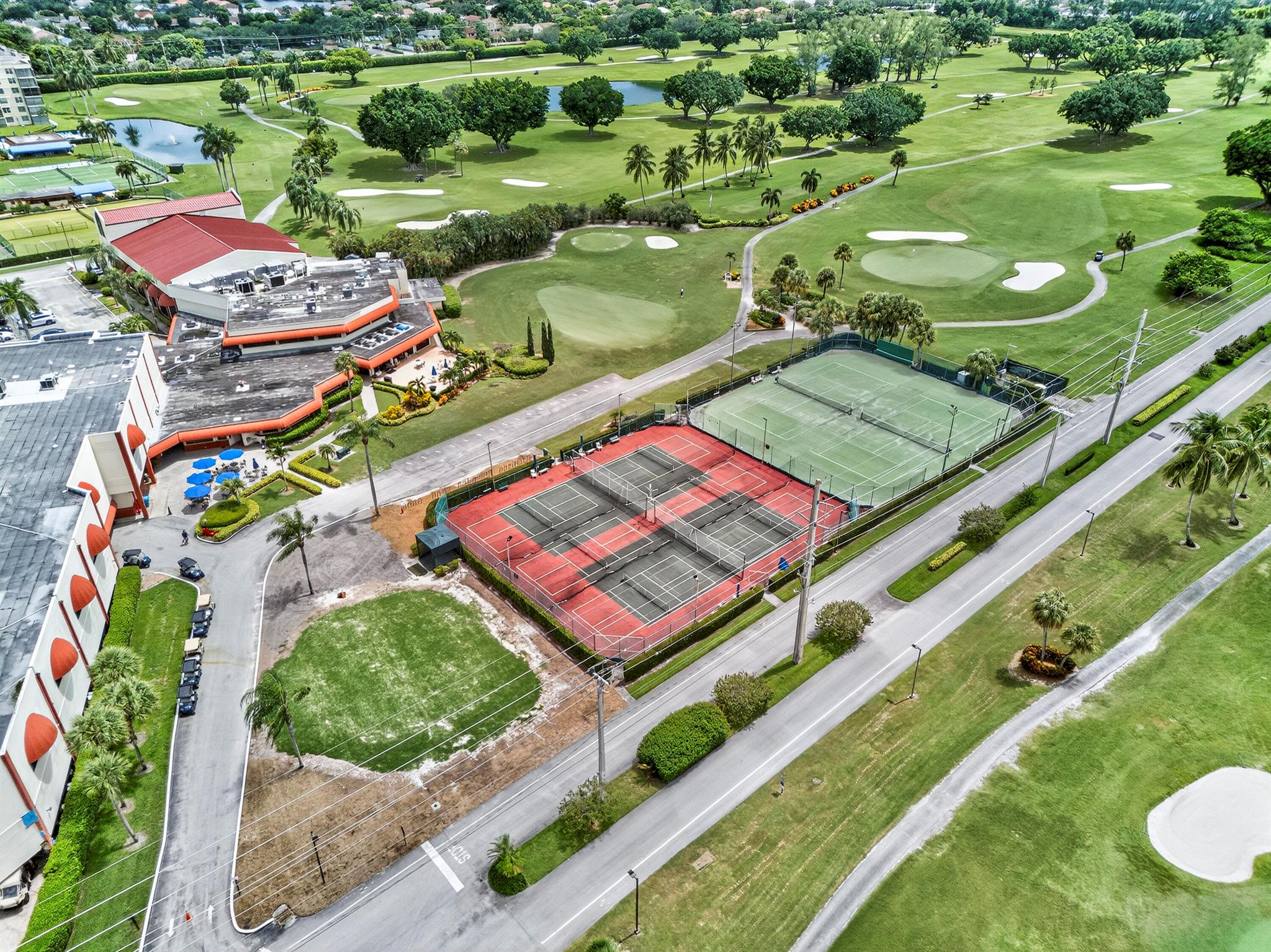 HOLLYBROOK GOLF AND Tenni - Residential