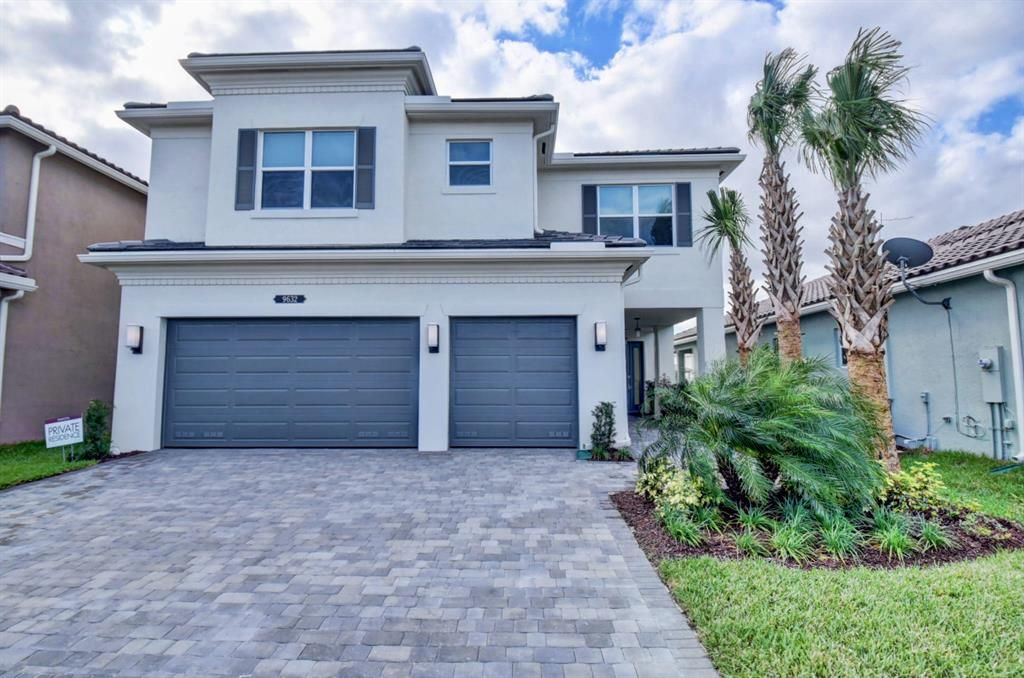 Photo of 9632 Highland Pointe Pass Pass, Delray Beach, FL 33446 (MLS # R10712522)