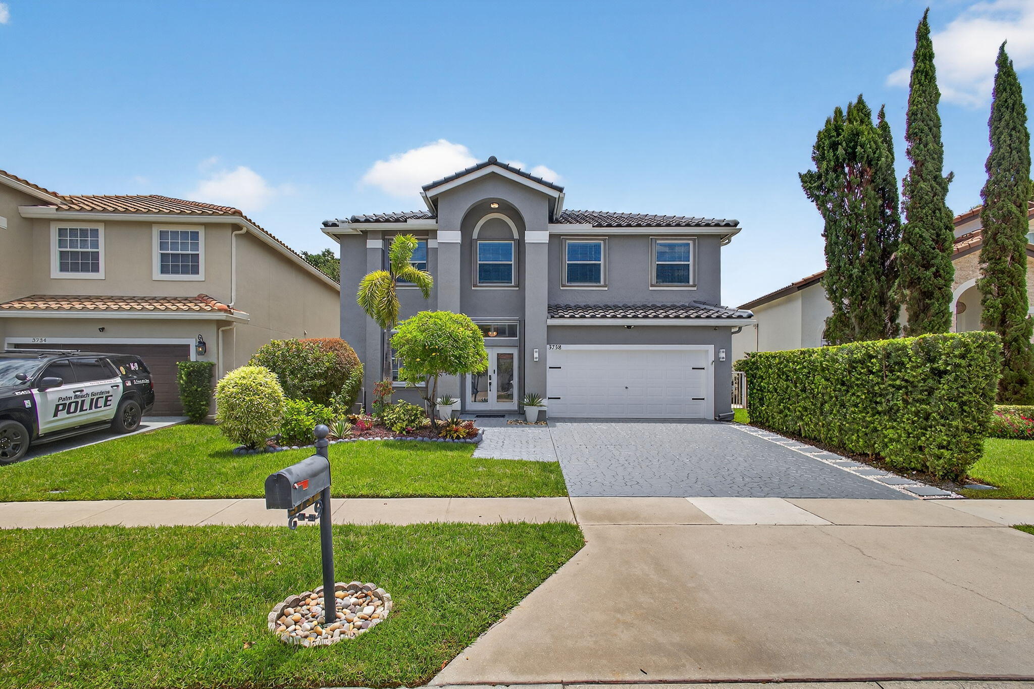 Properties 3738 Old Lighthouse Circle (season Rental)