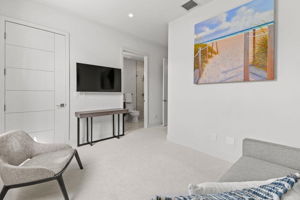 JUNO ISLES 1/ No Fixed br - Residential