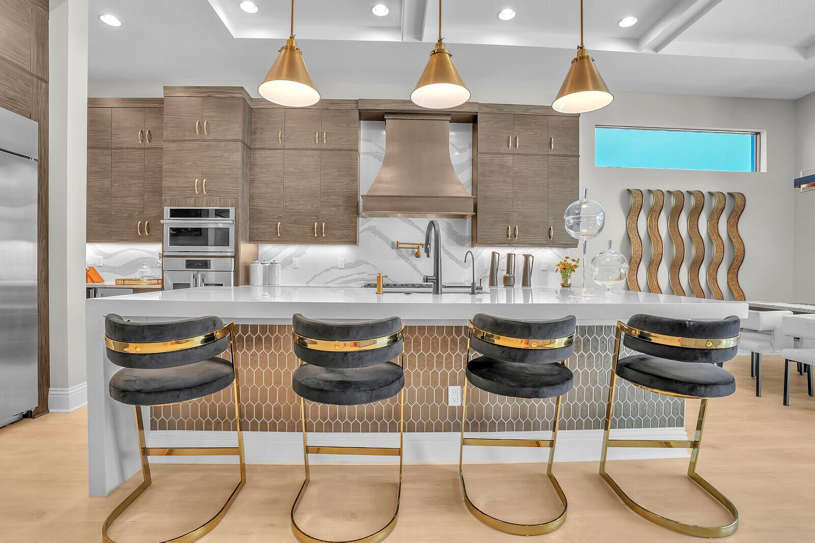 ALTON NEIGHBORHOOD - Residential