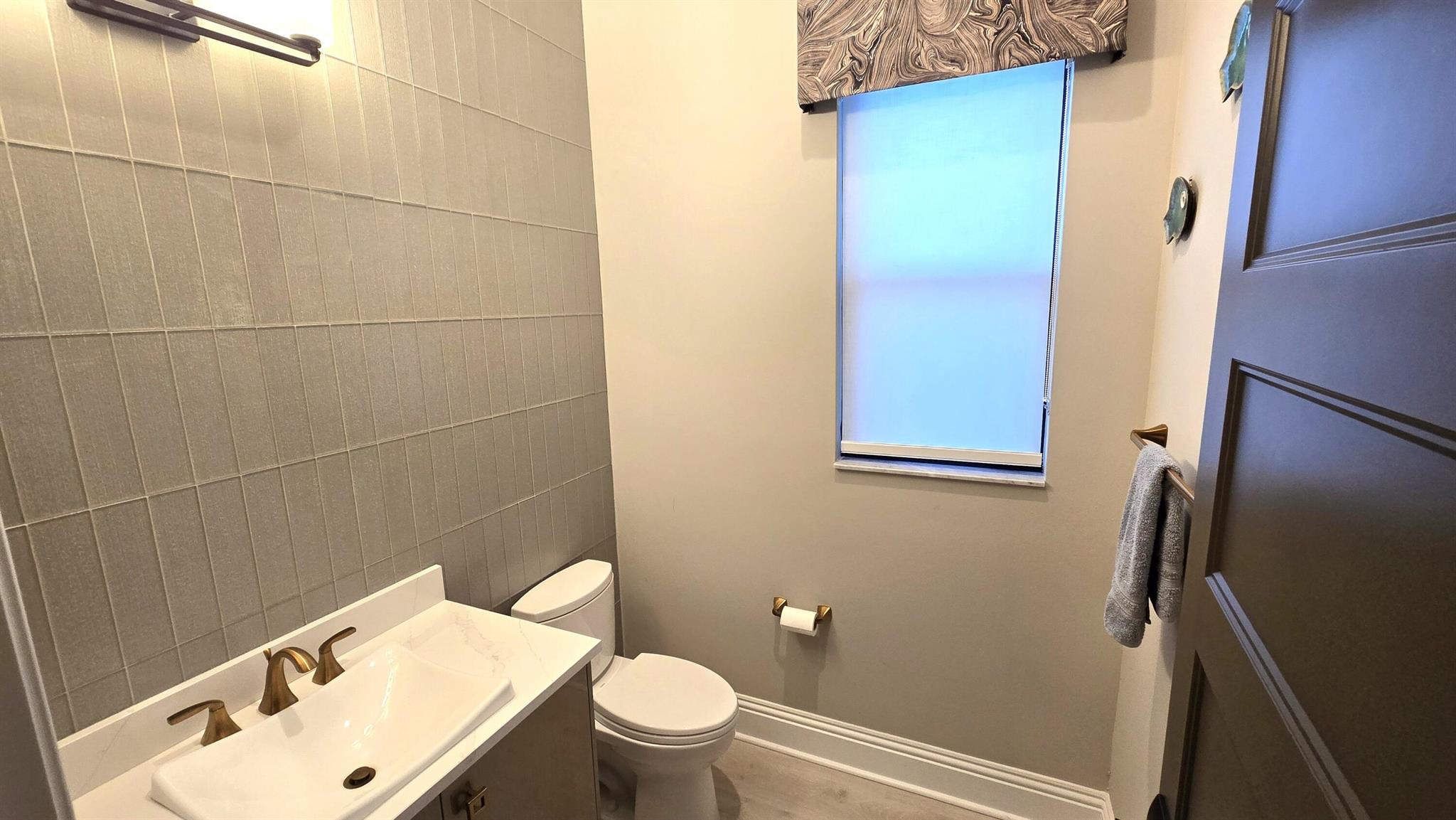 ALTON NEIGHBORHOOD - Residential