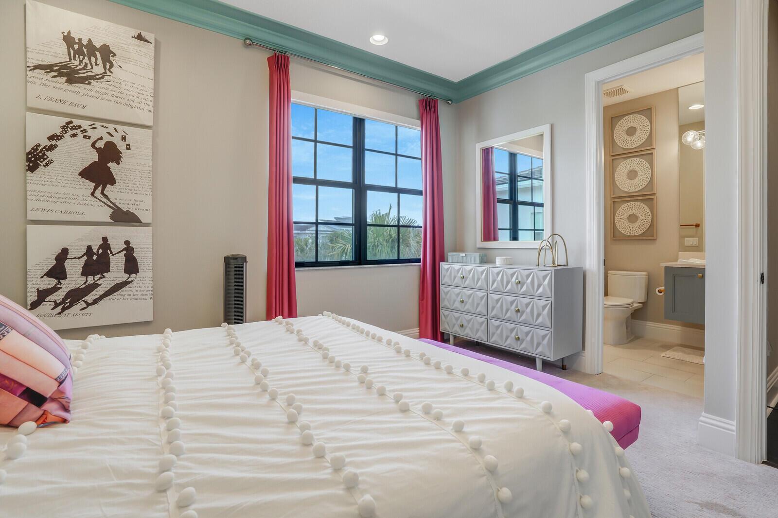 ALTON NEIGHBORHOOD - Residential