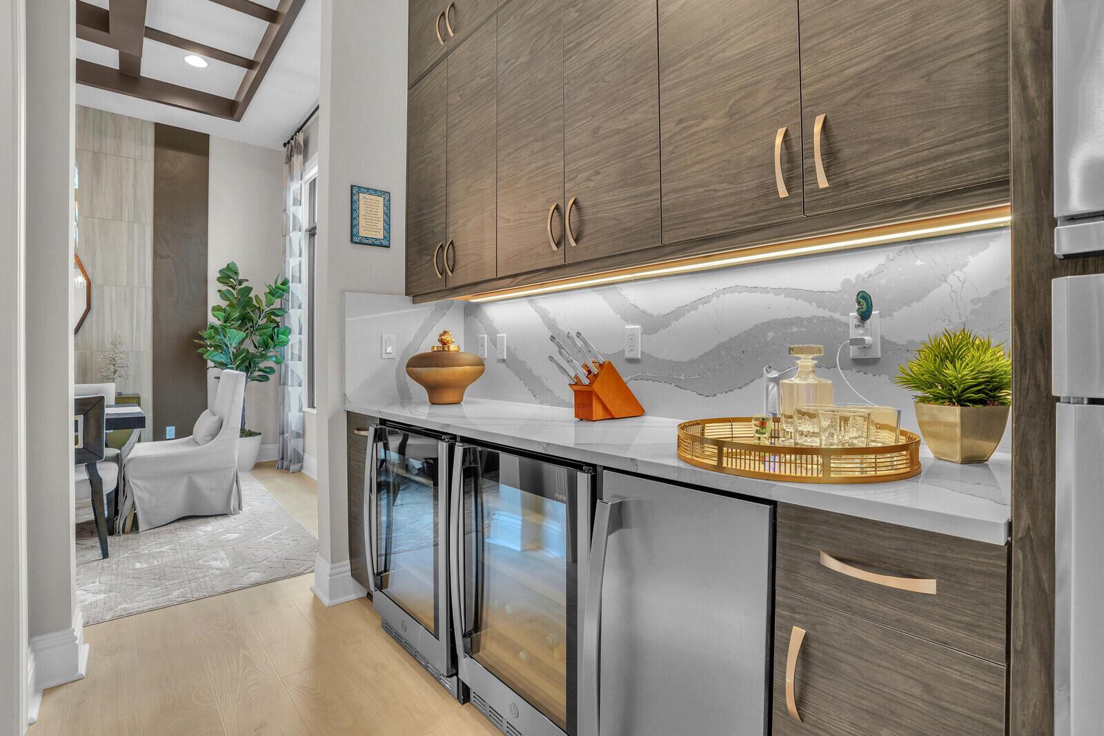 ALTON NEIGHBORHOOD - Residential