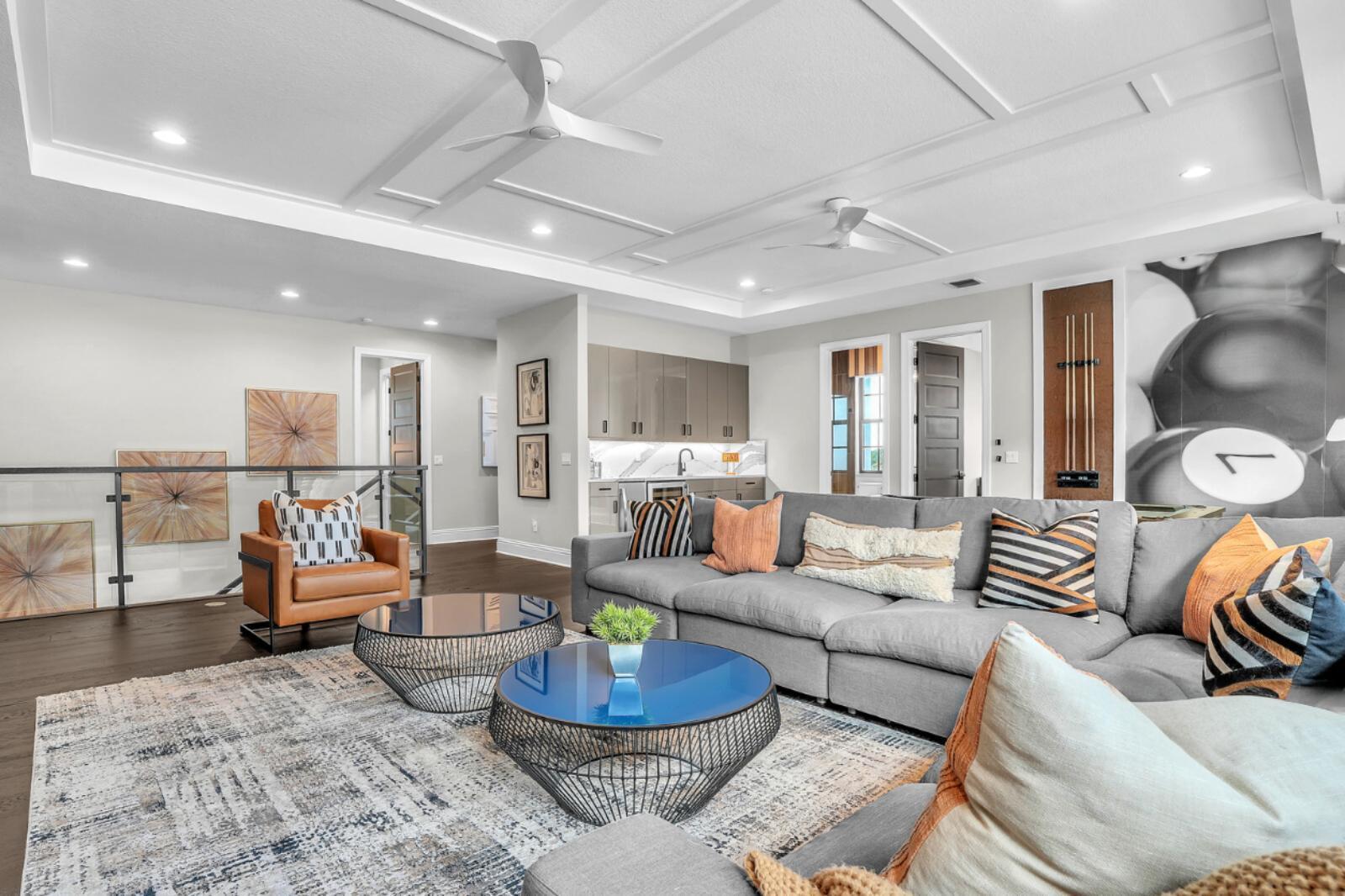 ALTON NEIGHBORHOOD - Residential