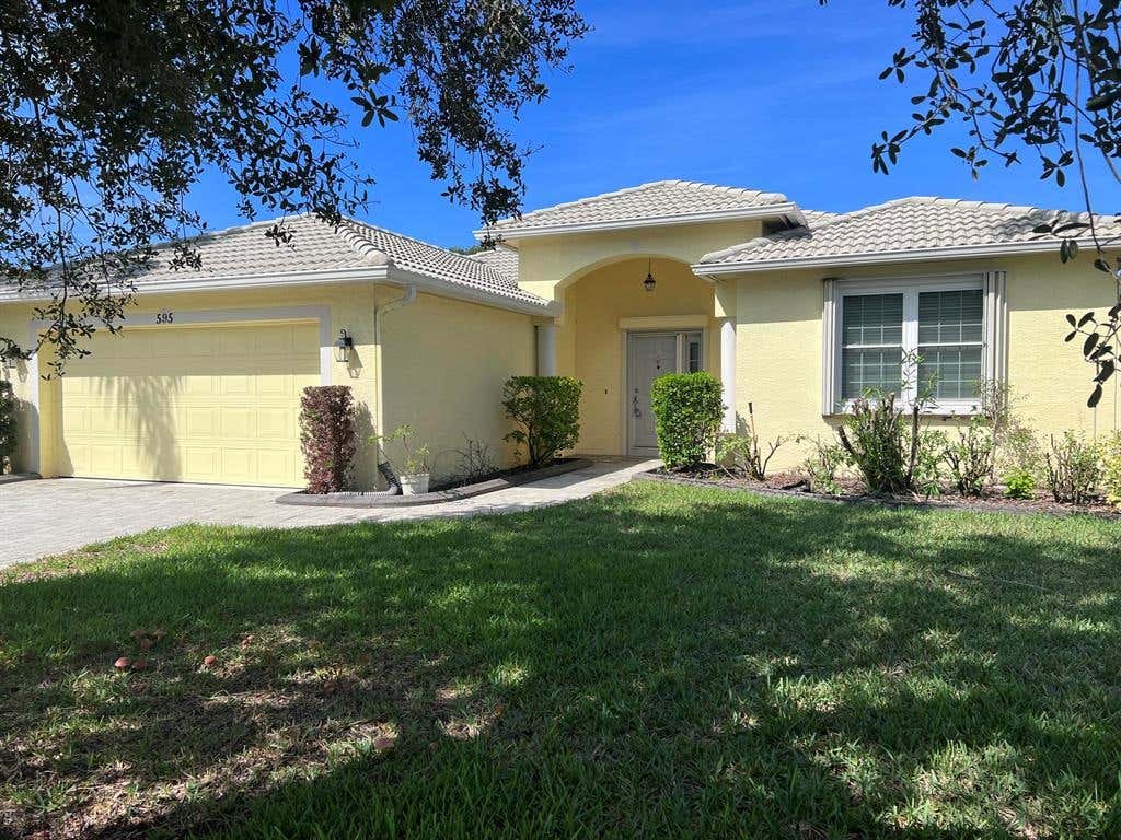 Photo of 595 NW Waverly Circle Cir, Port Saint Lucie, FL 34983 (MLS # R10829372)