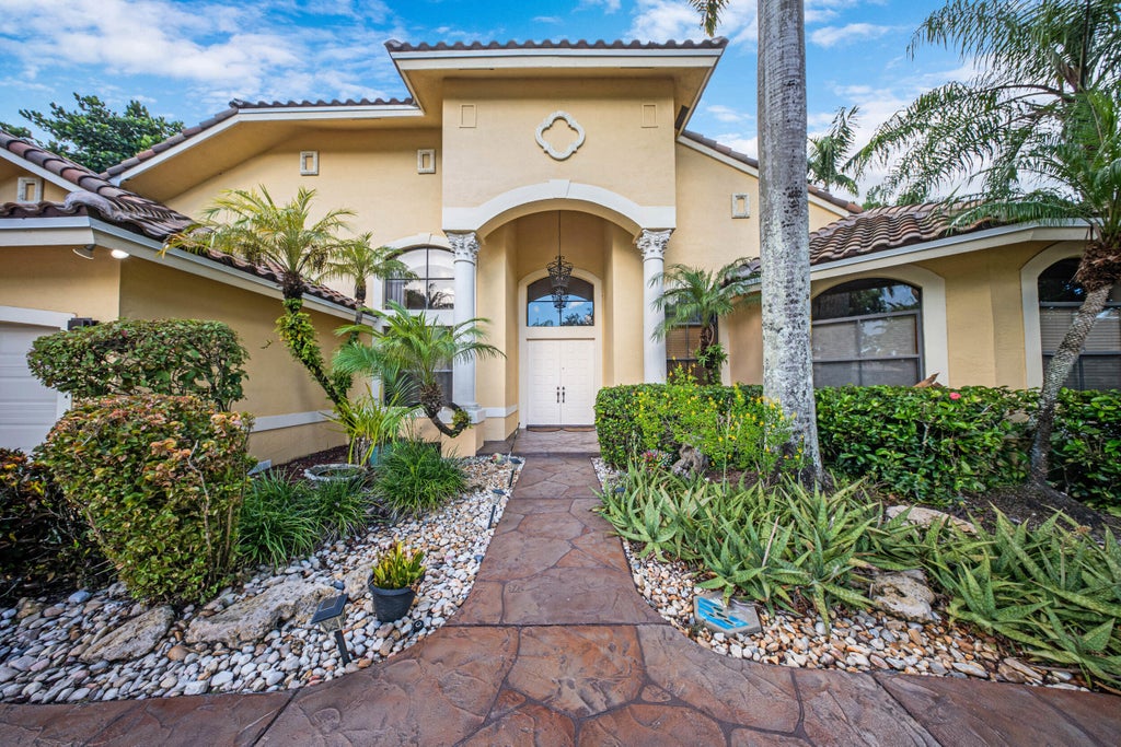 Photo of 2191 SW 131st Terrace, Davie, FL 33325 (MLS # B26070856)