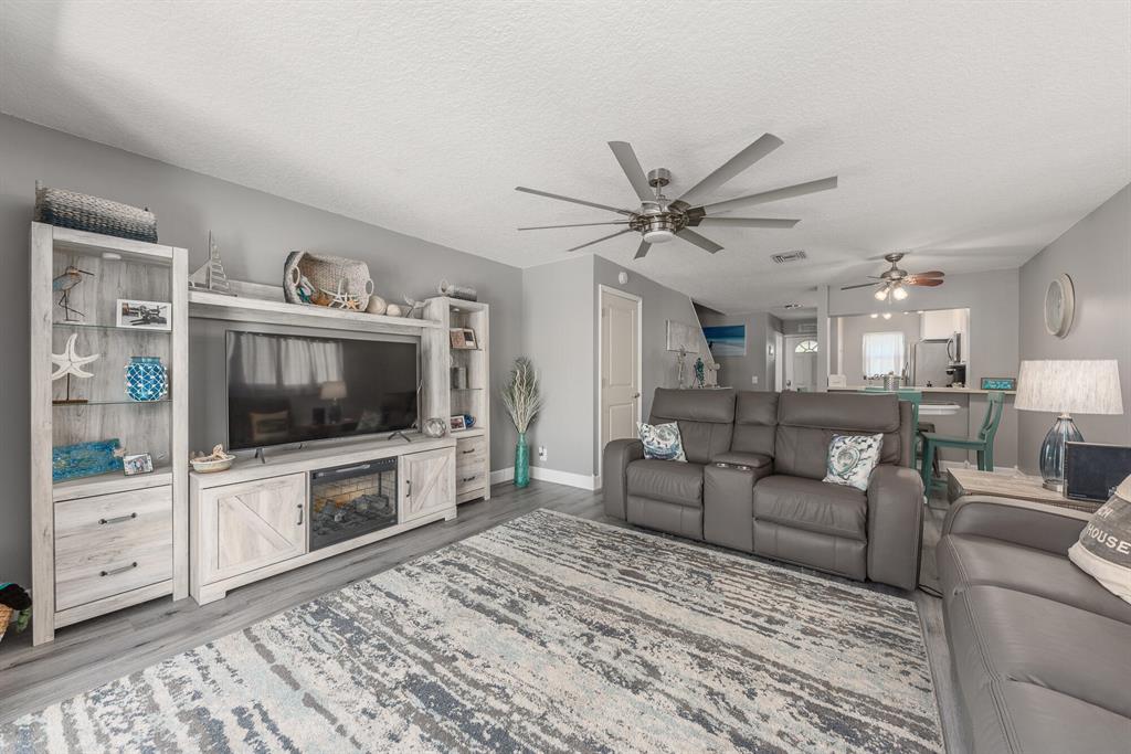 OCEAN HARBOUR VILLAS CONDOMINIUM - Residential