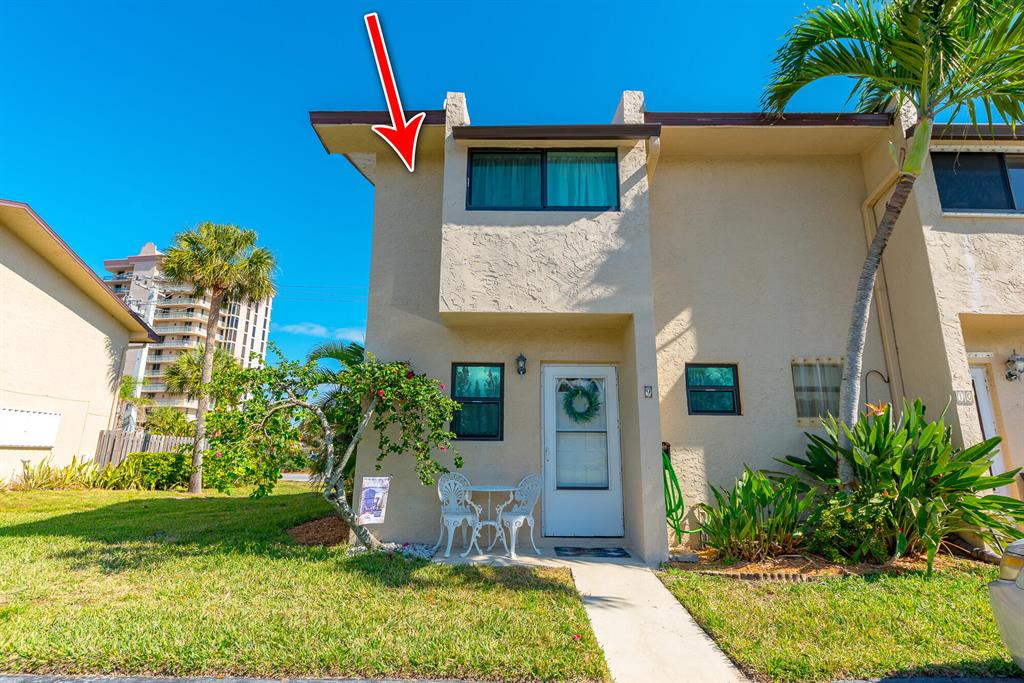 OCEAN HARBOUR VILLAS CONDOMINIUM - Residential