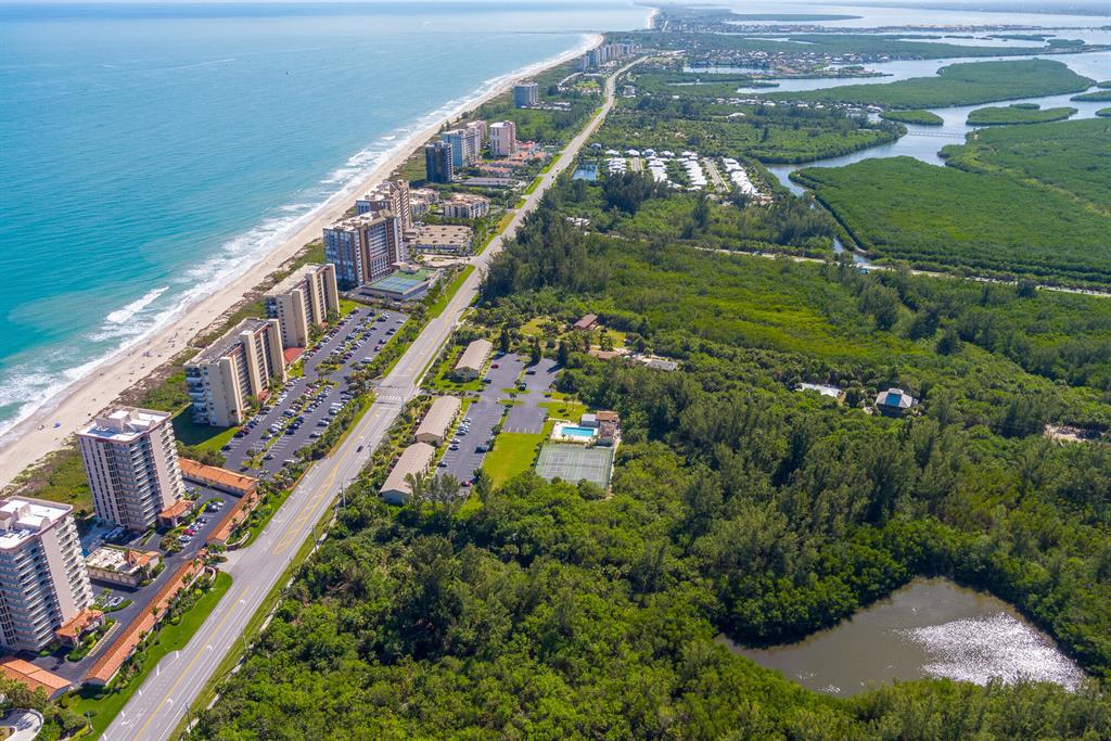 OCEAN HARBOUR VILLAS CONDOMINIUM - Residential