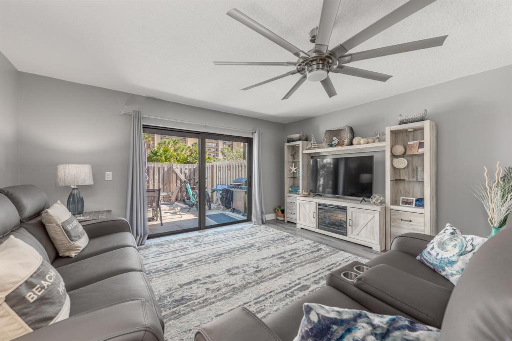 OCEAN HARBOUR VILLAS CONDOMINIUM - Residential