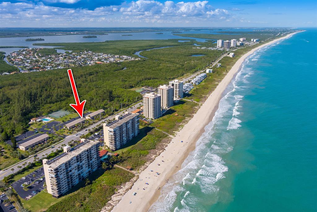 OCEAN HARBOUR VILLAS CONDOMINIUM - Residential