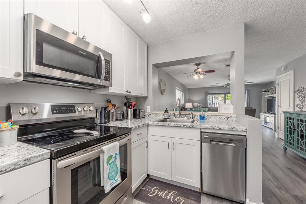 OCEAN HARBOUR VILLAS CONDOMINIUM - Residential