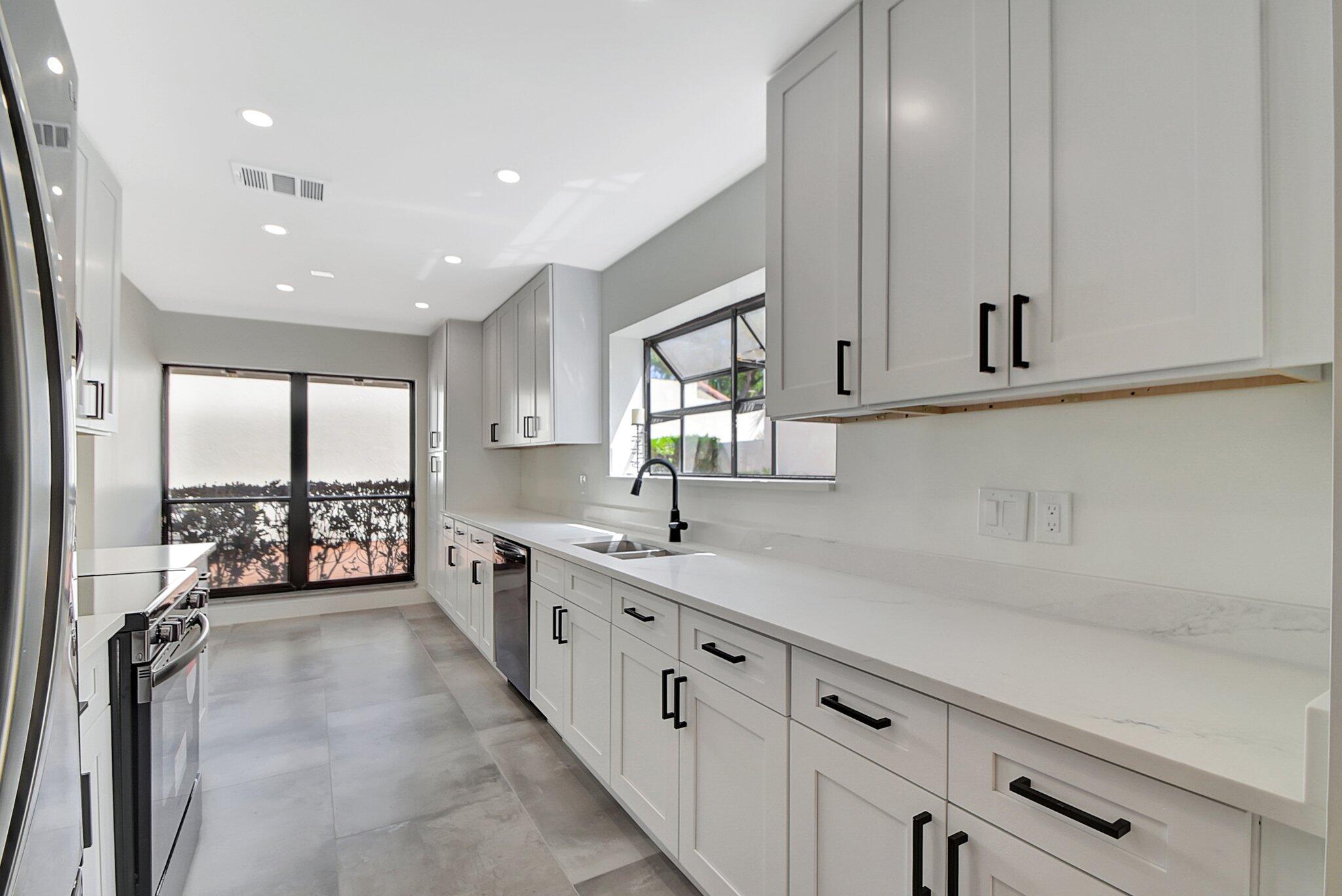 PRADERA OF VIA VERDE PH 1 REPLAT - Residential