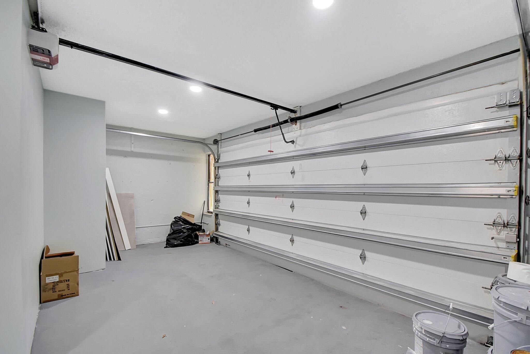 PRADERA OF VIA VERDE PH 1 REPLAT - Residential
