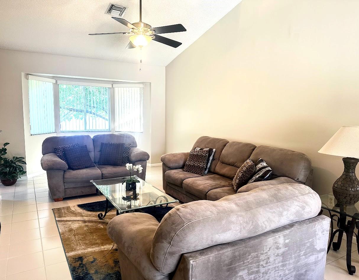 9202 NW 9th Ct 9202
