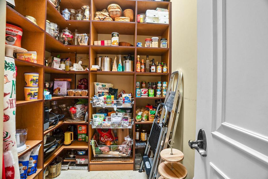 OAKS AT BOCA RATON 7 - Residential