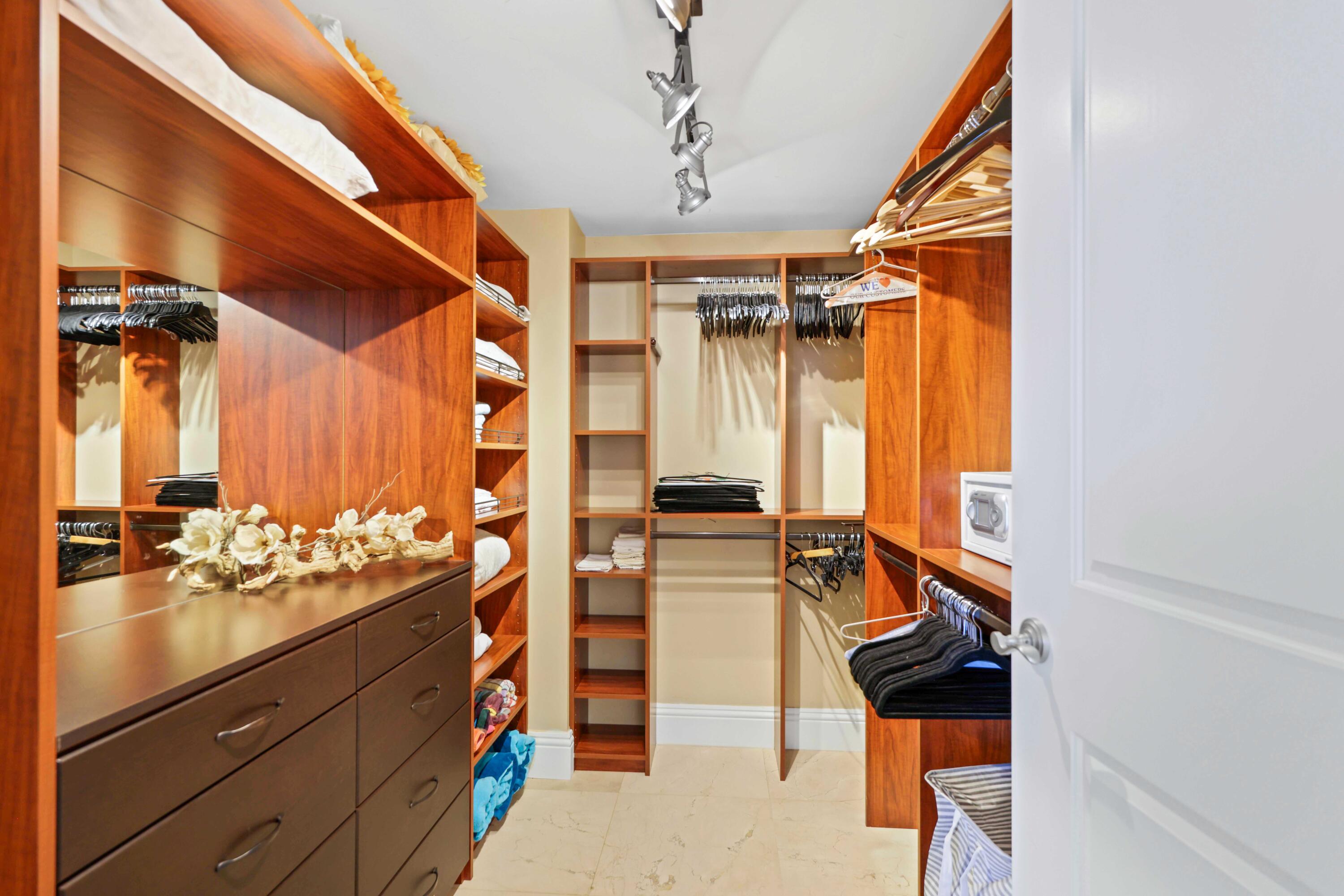 2700 NORTH OCEAN CONDO - Residential