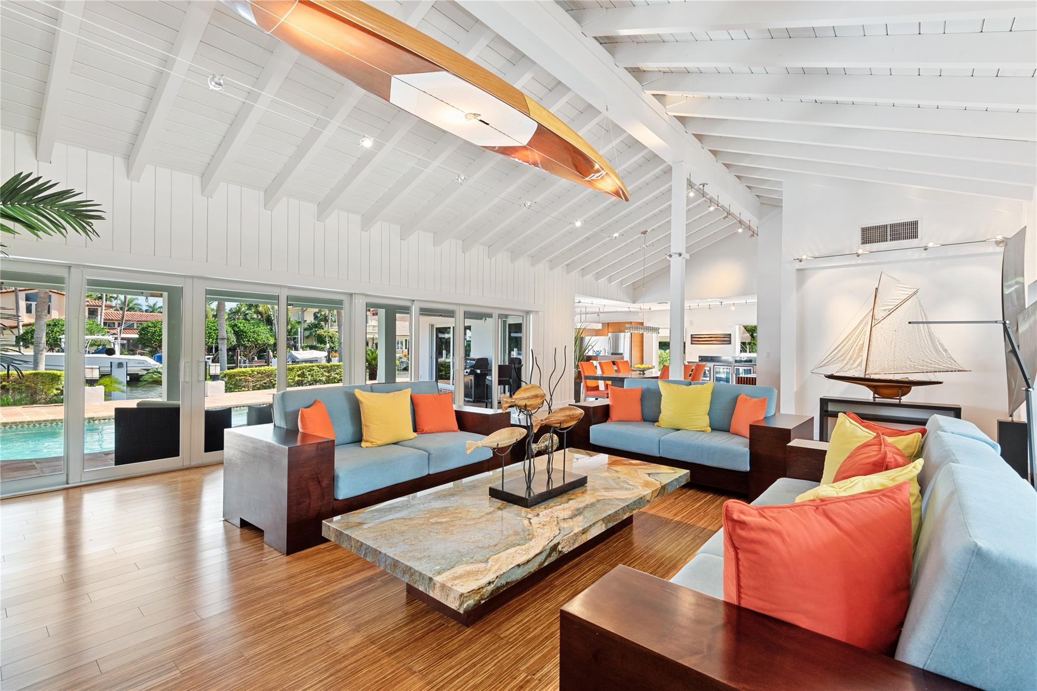 LAGUNA ISLE 40-1 B - Residential