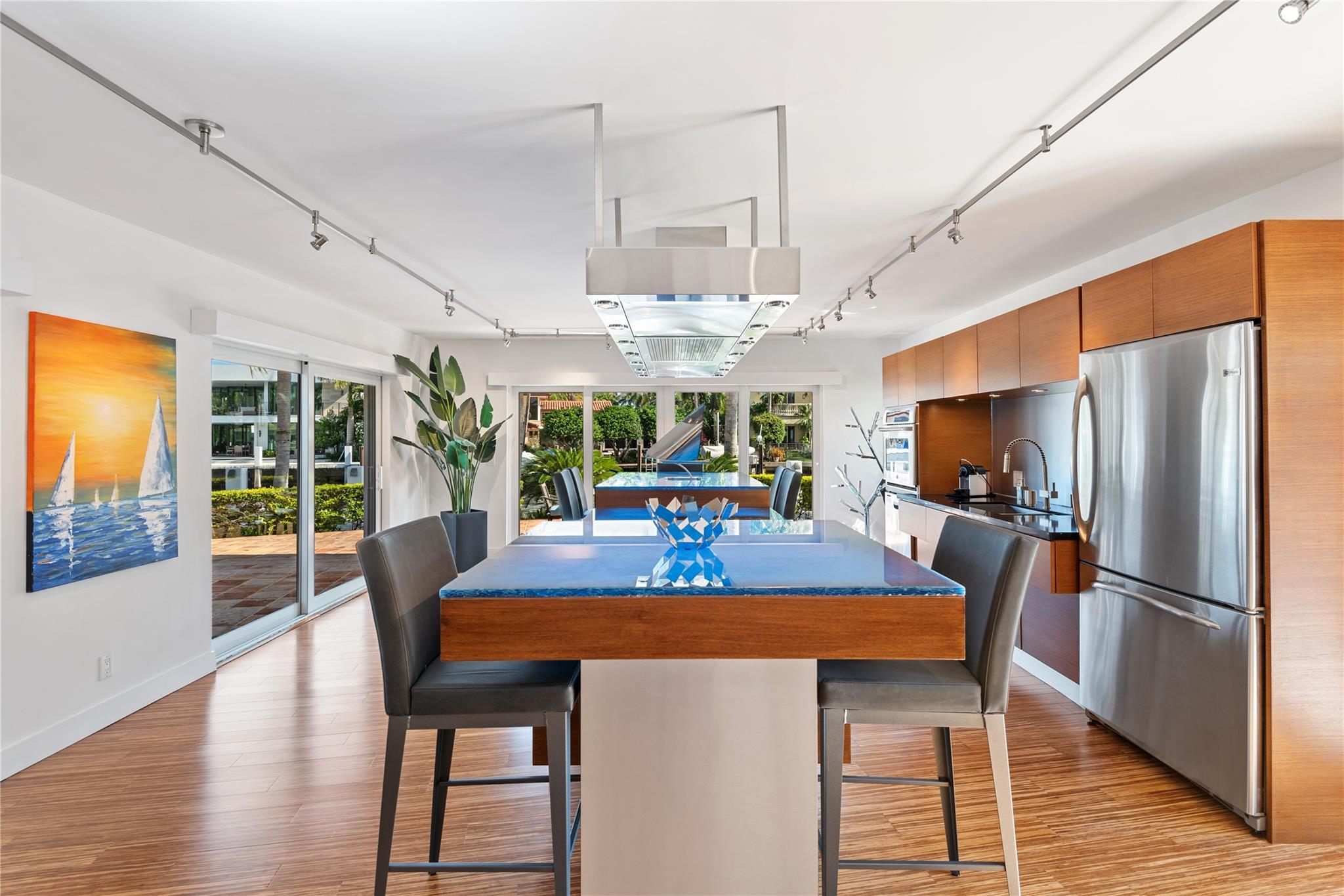 LAGUNA ISLE 40-1 B - Residential