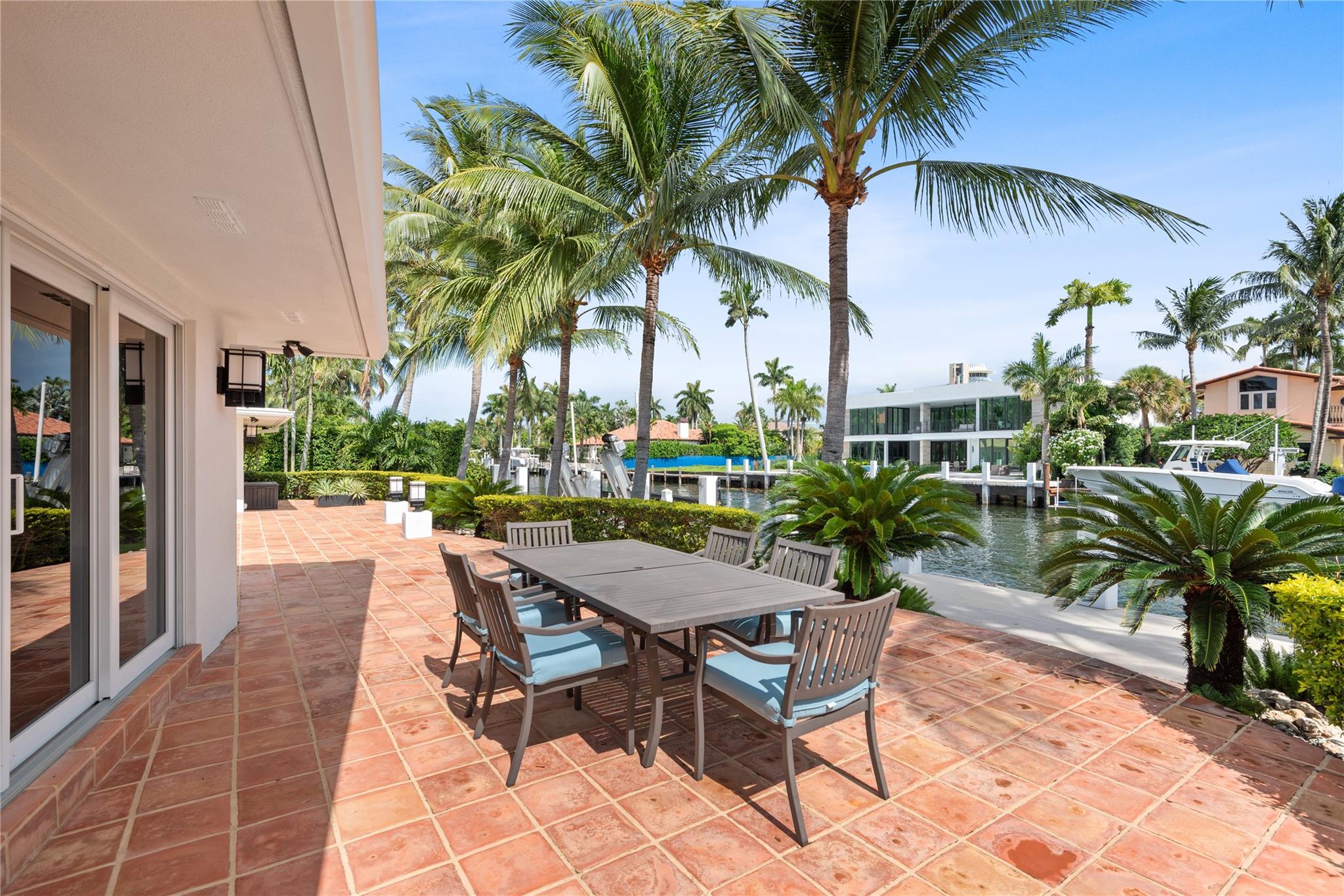 LAGUNA ISLE 40-1 B - Residential