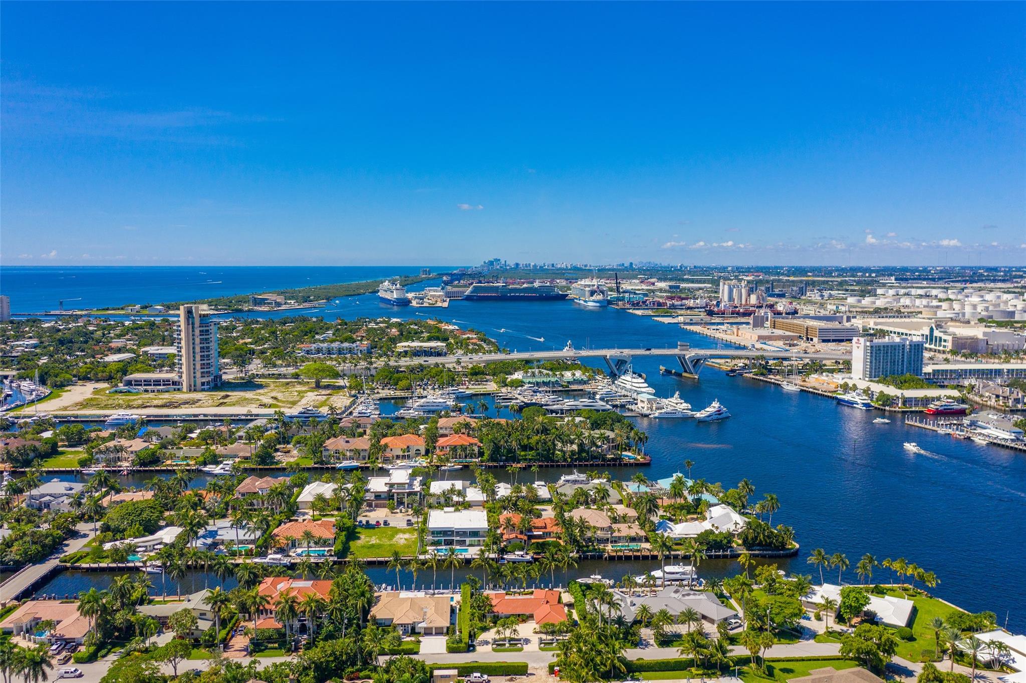 LAGUNA ISLE 40-1 B - Residential