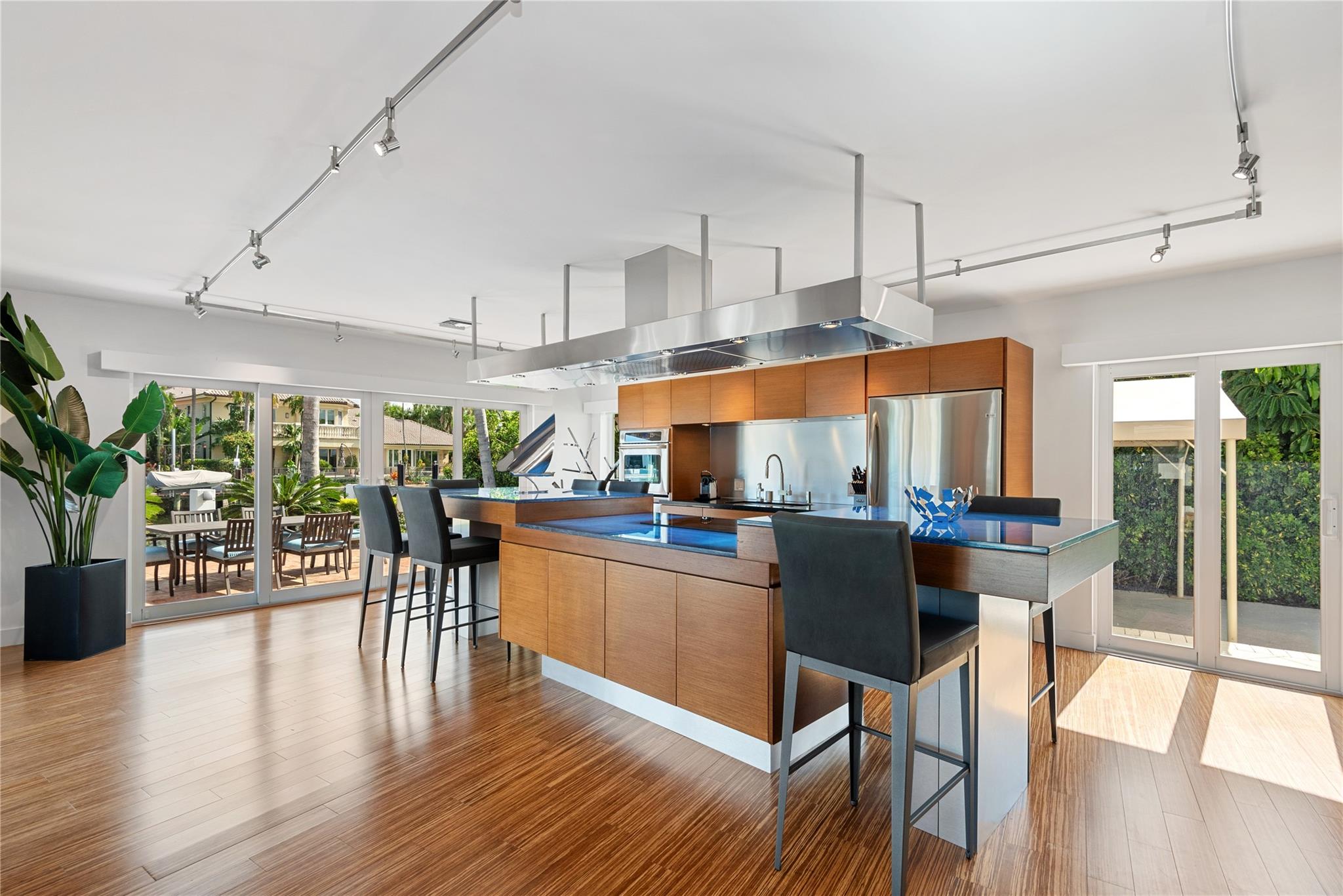 LAGUNA ISLE 40-1 B - Residential