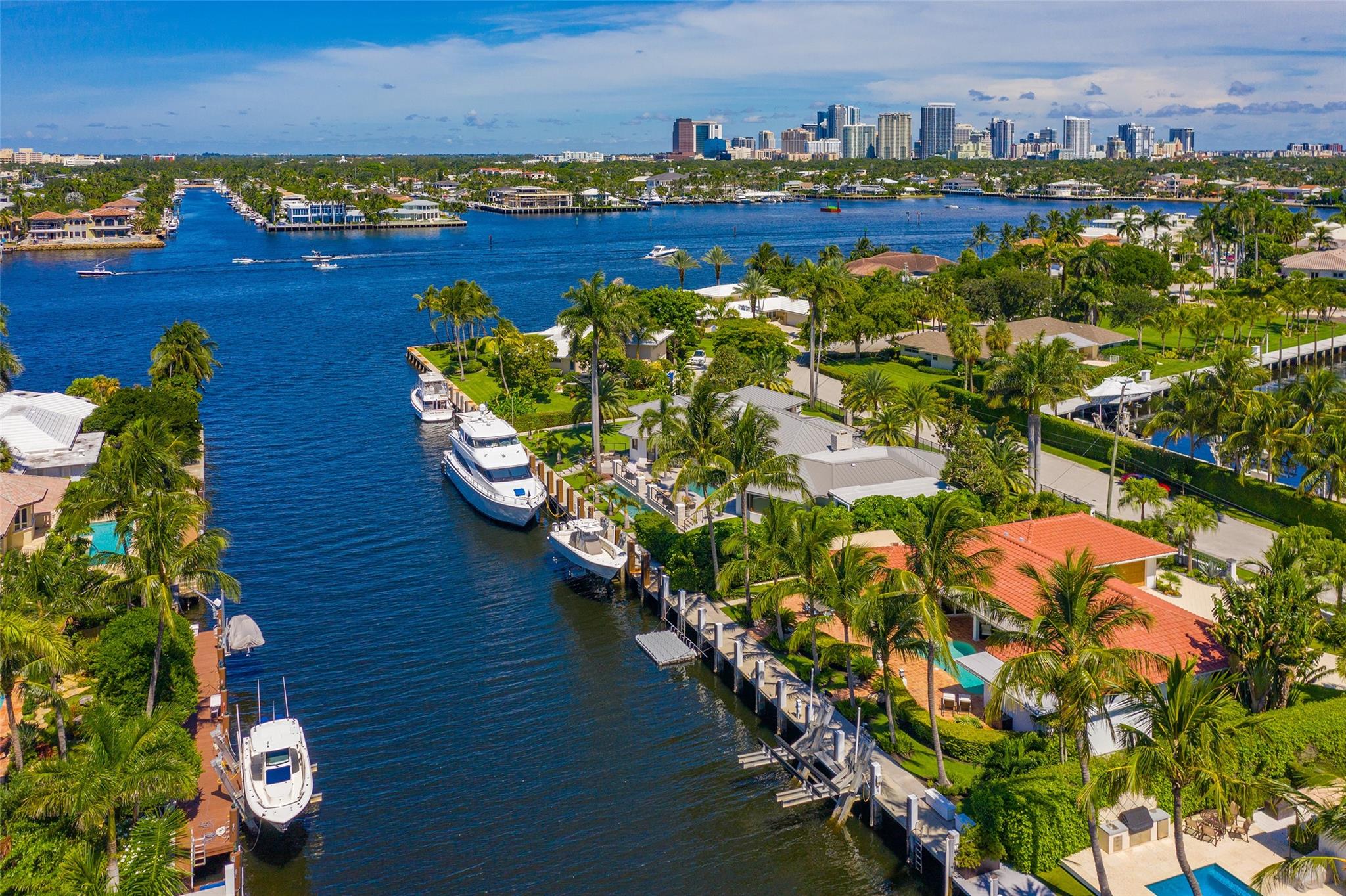 LAGUNA ISLE 40-1 B - Residential