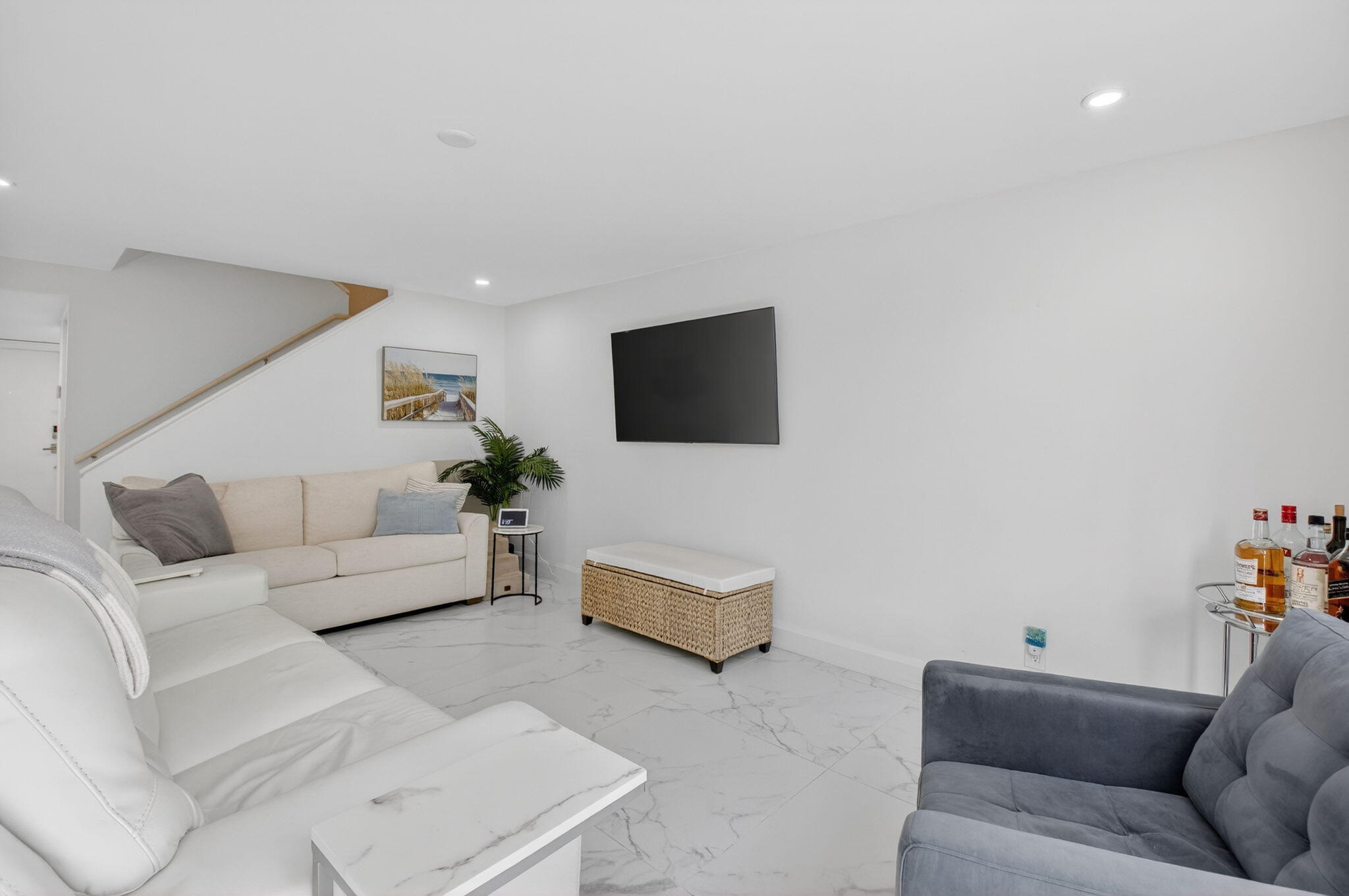 PINE LAKE CONDO - Residential