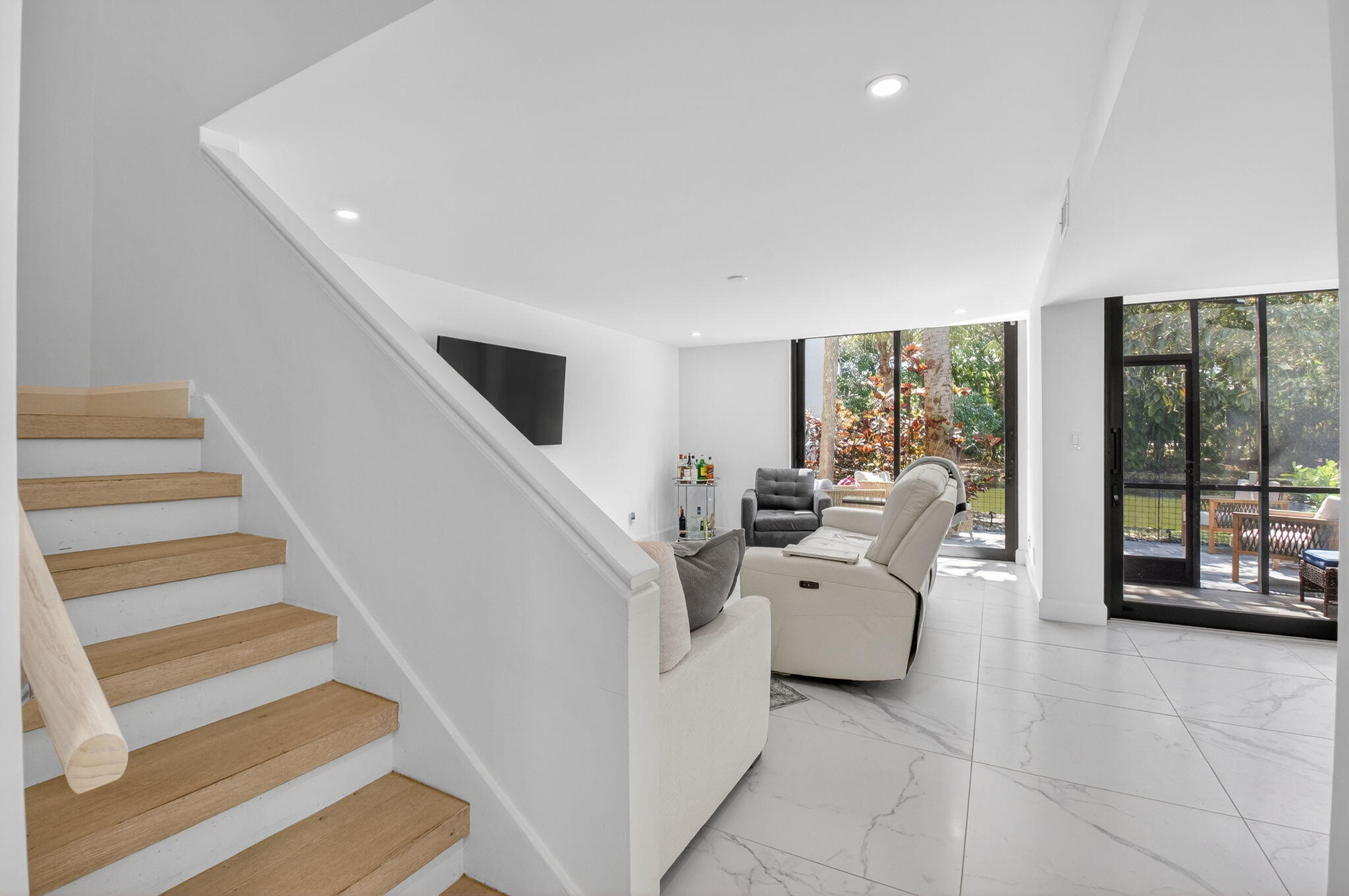 PINE LAKE CONDO - Residential