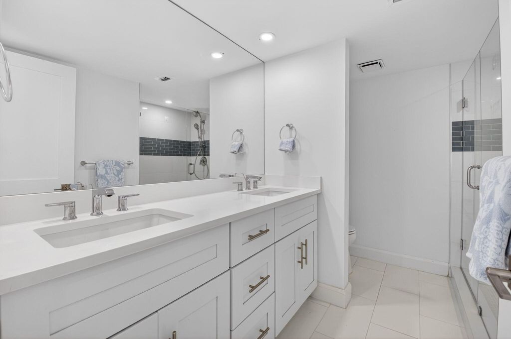 Photo of 3707 Bridgewood Drive, Boca Raton, FL 33434 (MLS # B26003490)