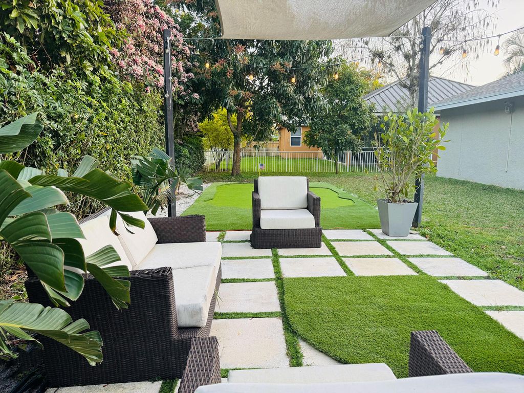 Photo of 1774 Primrose Lane, Wellington, FL 33414 (MLS # B26012436)